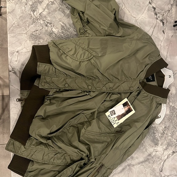 A.W.A.K.E. Mode Asymmetric Bomber Jacket - Picture 5 of 8